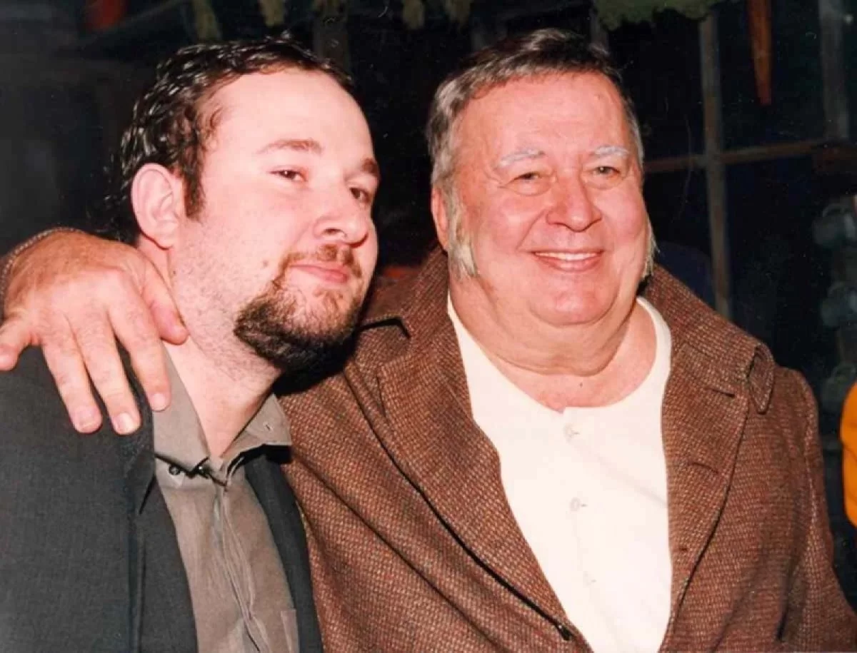 «Έφυγες νωρίς...» - Ρίγη συγκίνησης με την ανάρτηση του Γιάννη Παπαμιχαήλ για τα 18 χρόνια θανάτου του πατέρα του