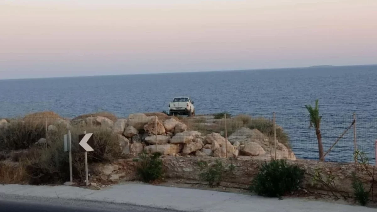 Θρίλερ στην Ιεράπετρα: Άνδρας απειλεί πως θα πέσει στον γκρεμό με το αμάξι του