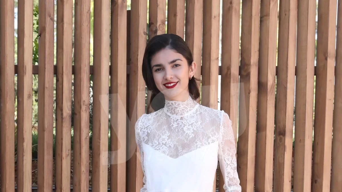 Άφησε τη Μάνη και έφυγε για Σκωτία - Το ταξίδι της Ιφιγένειας Τζόλα λίγο πριν κάνει πρεμιέρα η Γη της Ελιάς