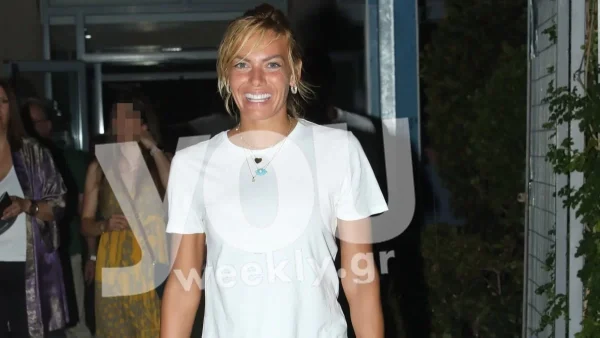 Μόνο το χρώμα κράτησε ίδιο! Άλλο κούρεμα και χτένισμα για την Ιωάννα Μαλέσκου