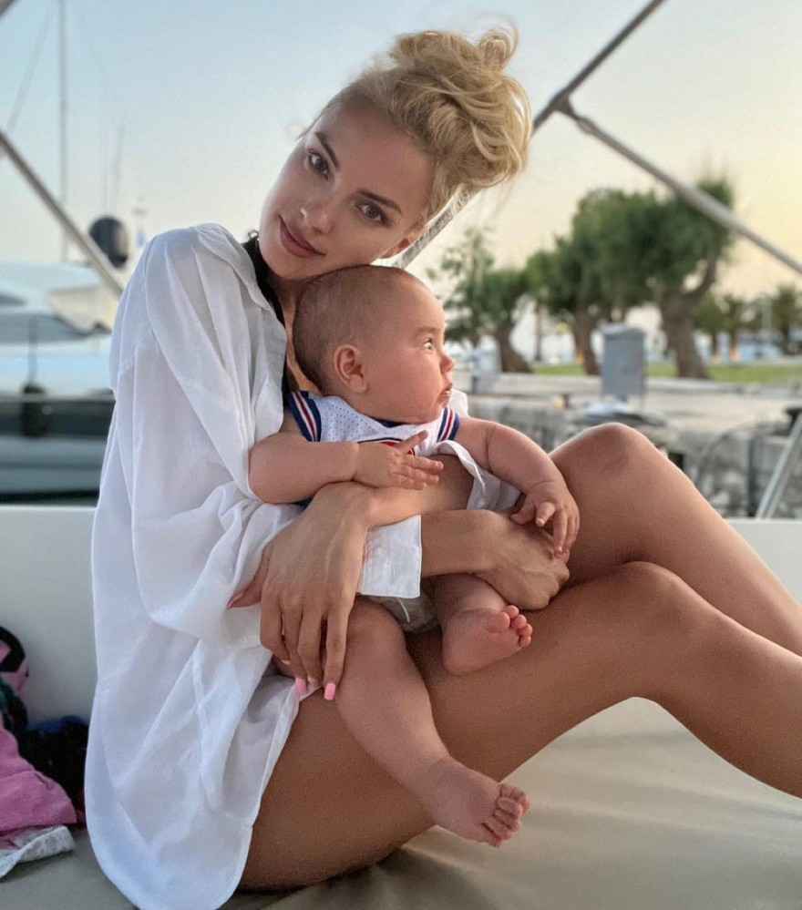 Τζούλια Νόβα