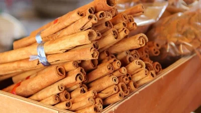 Ρίξτε λίγο κανέλα στον καφέ σας καθημερινά - Τι αλλαγή θα δείτε μετά από λίγο καιρό