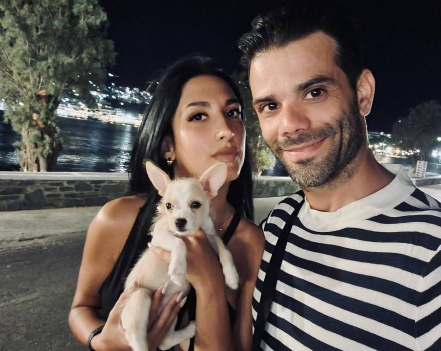 Καρμάκης - Σχέση