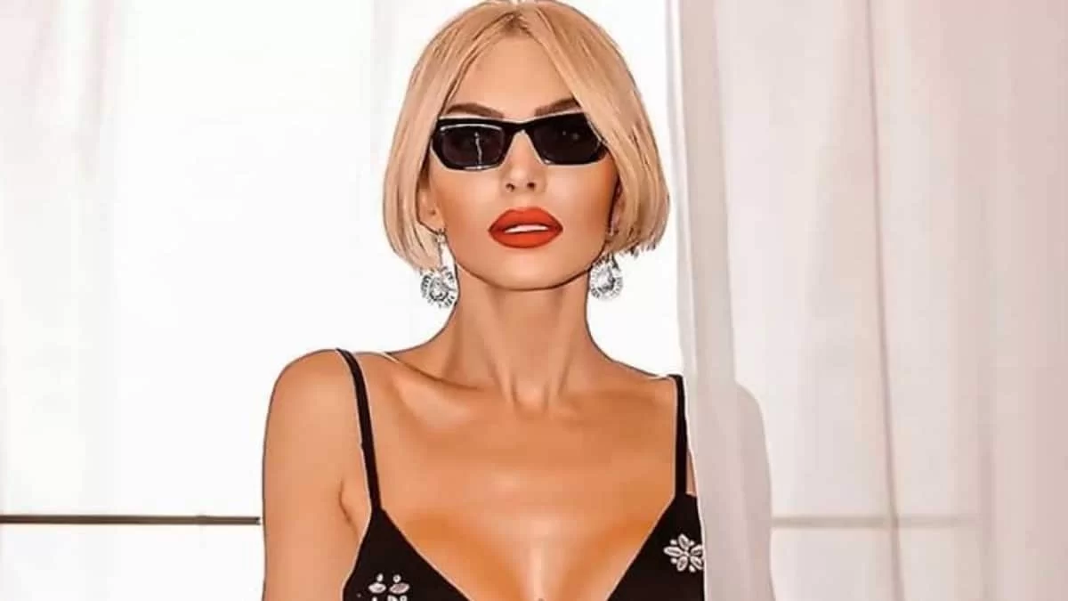 «Εσύ το πλήρωσες;» - Έξαλλη η Κατερίνα Καινούργιου με τα σχόλια για τις πλαστικές της στο instagram