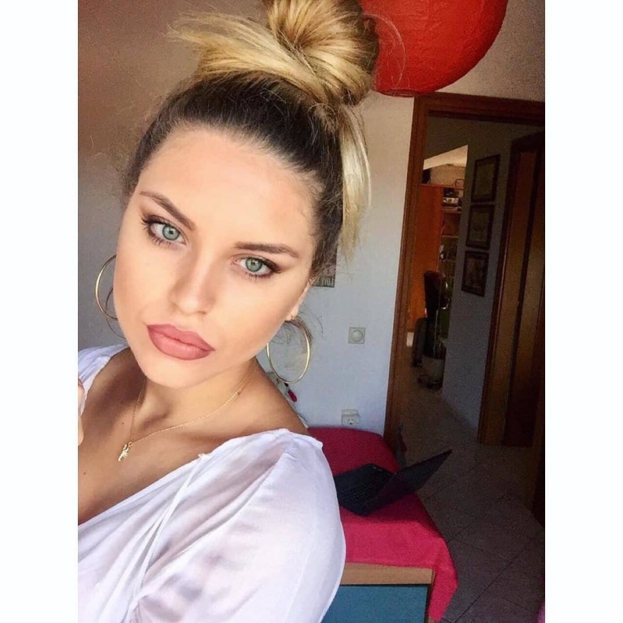 Κωνσταντίνα Σπυροπούλου αδερφή