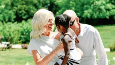 Οικογενειακές διακοπές για Κοντοβά και Καλημέρη - Το τρυφερό στιγμιότυπο του μπαμπά με τη μικρή Ada