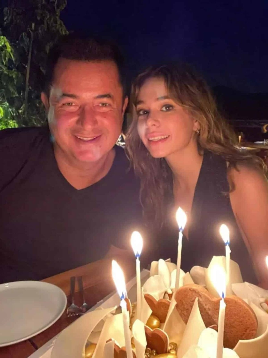 Γενέθλια για την κόρη του Ατζούν