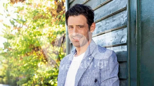 “Εγώ με την γυναίκα μου δεν χάσαμε ποτέ..." - Ο Λευτέρης Ελευθερίου μιλά για όλα στο περιοδικό YOU