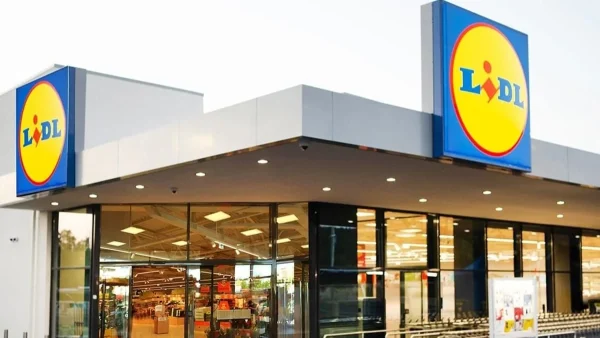 Θα κάνουν ουρές τα καρότσια στα ταμεία - Τι θα συμβεί από τη Δευτέρα (29/8) στα Lidl