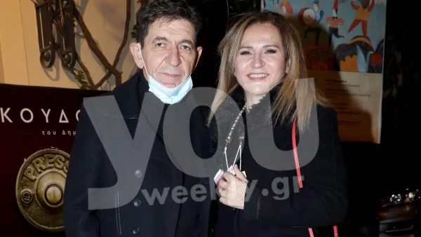 Παραδοσιακό με πίνακες και ανάγλυφες καρέκλες - Το σπίτι που φωλιάζει ο έρωτας της Μάλφα και του Σκιαδαρέση