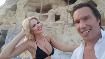 ''Χρόνια πολλά αυτοκολλητάκι μου'' - Γενέθλια πάνω σε σκάφος για τον Τζώρτζογλου μαζί με την Μαριόλα