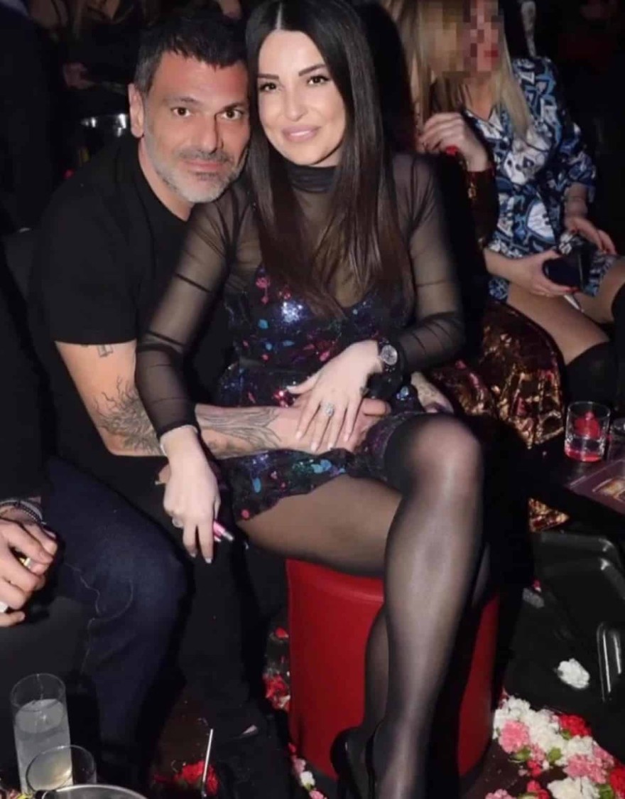 Mαυρίδης - γυναίκα