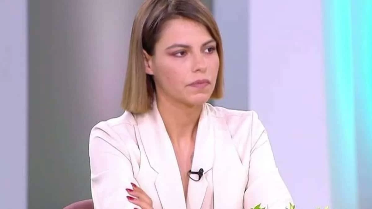 «Χωρίς να βλέπουν τους Αλβανούς ως ληστές!» - Απασφάλισε η Μέγκι Ντρίο για το θέμα της καταγωγής της