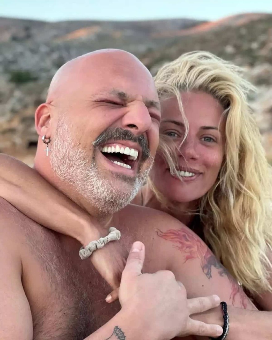 Νίκος Μουτσινάς