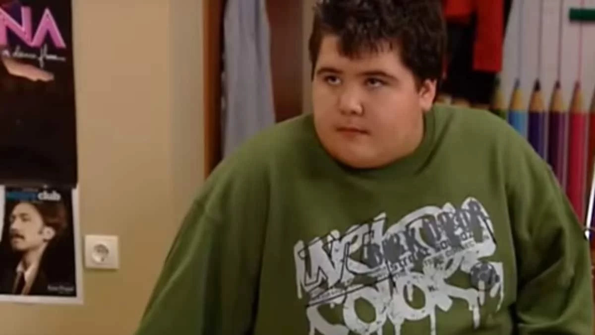 Έχει μείνει μισός ο "Μπαλαφούτης" από την «Πολυκατοικία» - Αγνώριστος ο μικρός 11 χρόνια μετά