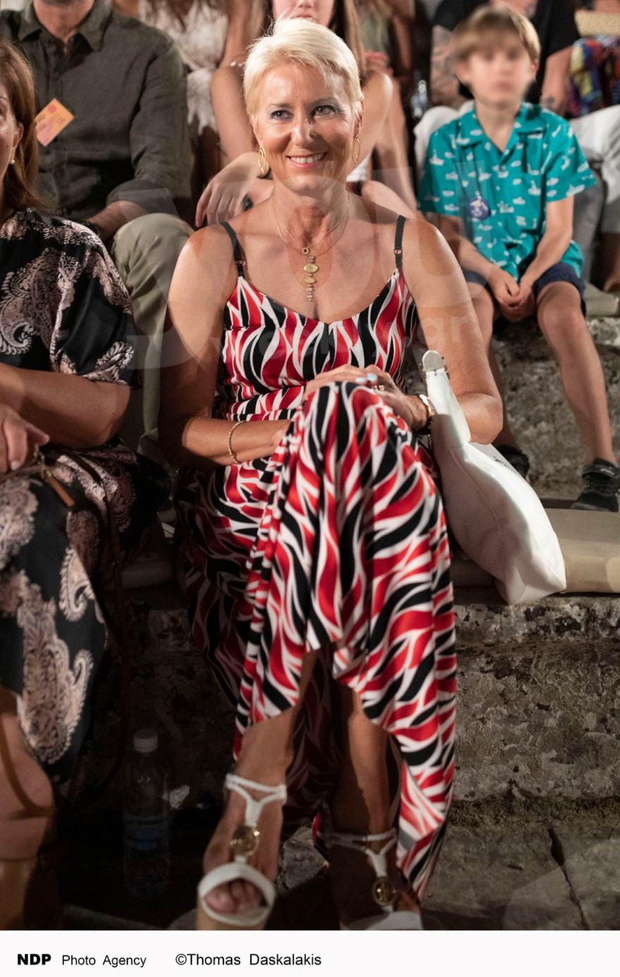 Νατάσα Παζαΐτη