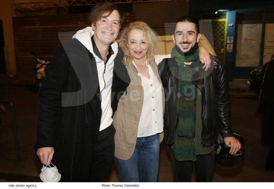 Μαύρα Μεσάνυχτα - Ο δικηγόρος Ερρίκος