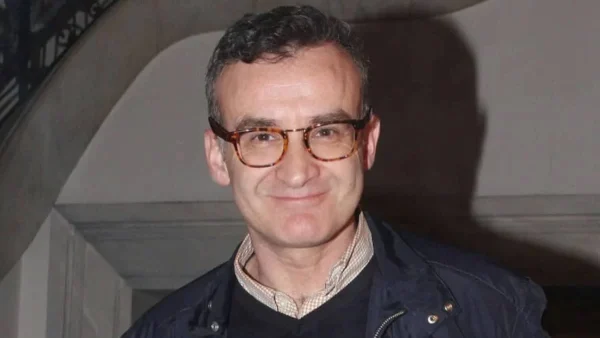 ''Δεν έχεις άλλη επιλογή...'' - Ο Νίκος Ορφανός εξομολογείται για τα δύσκολα παιδικά του χρόνια