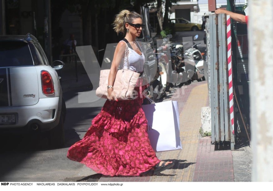 Αθηνά Οικονομάκου ψώνια αθήνα youweekly.gr