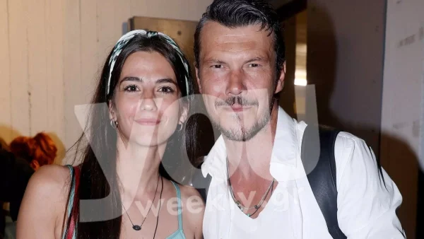 Full in love και χαμόγελο μέχρι τα αφτιά! Τα τρυφερά στιγμιότυπα του Παπαζήση και της Παντούση στο Λονδίνο