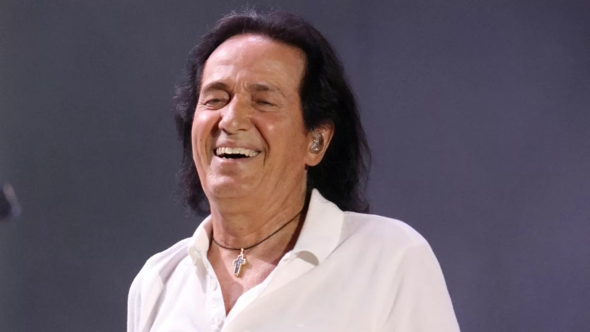 "Καλό σου ταξίδι" - Θρήνος για τον Πασχάλη