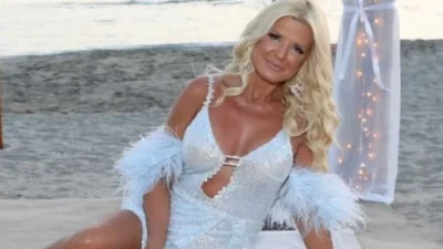 Με "καυτό" τζιν σορτσάκι και πιο αδύνατη από ποτέ - Χαμός με την τελευταία εμφάνιση της Μαρίνας Πατούλη