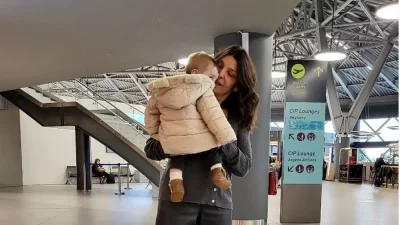 «Με σέρνει από τη μύτη» - "Λιώνει" η Πόπη Τσαπανίδου για χάρη του εγγονού της