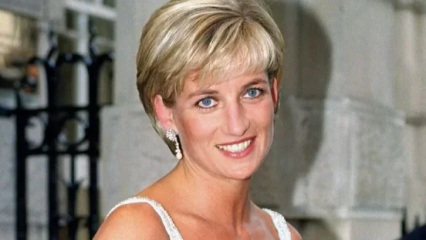 Θρήνος στο Twitter - 25 χρόνια από τον θάνατο της Πριγκίπισσας Νταϊάνα