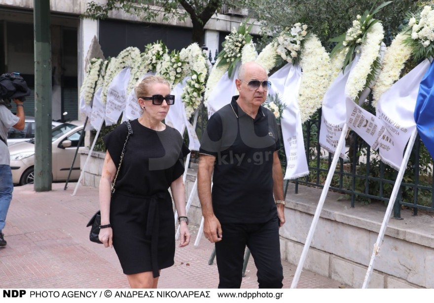 Στην κηδεία του Ρόμπερτ Ουίλιαμς