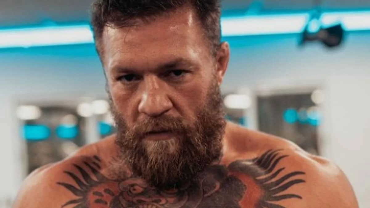 Κάνει το γύρο του διαδικτύου - Το "ροζ" βίντεο του Κόνορ ΜακΓκρέγκορ στο σκάφος με την σύζυγο του