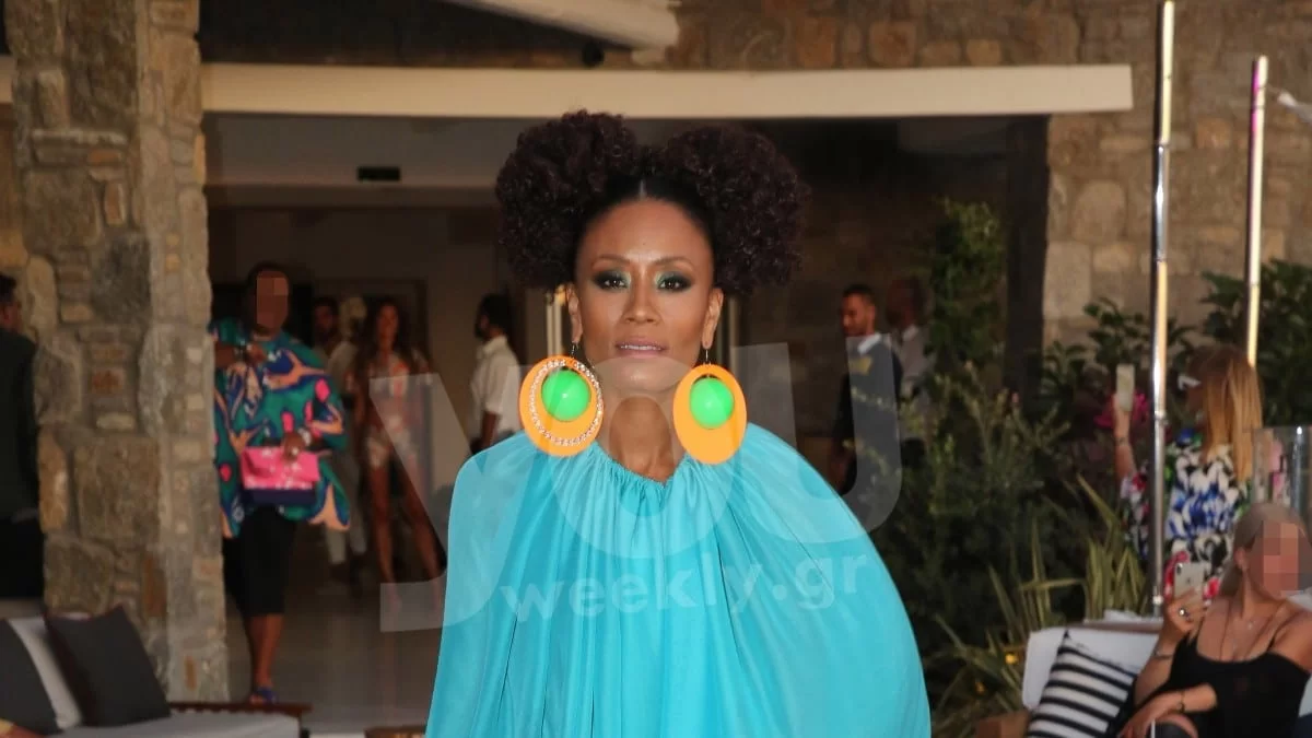 «Είμαι μαύρη και δεν...» - Συγκλονίζει η Σάγια για τον ρατσισμό που έχει δεχθεί στον καλλιτεχνικό χώρο