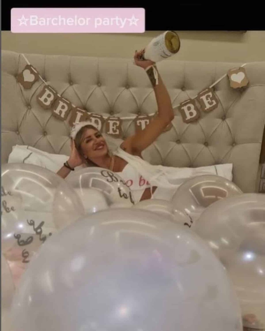 Παντρεύονται σε λίγες ώρες Ηλίας Βρεττός και Αναστασία Δεληγιάννη