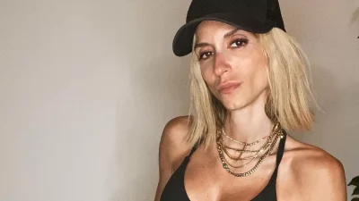 Η συλλογή με σακάκια της Σοφίας Καρβέλα είναι μεγάλη - Πανάκριβοι οίκοι μόδας, όπως Chanel και YSL, πρωταγωνιστούν στην ντουλάπα της