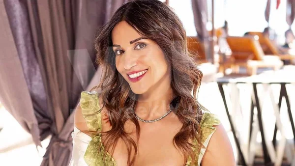 Backstage βίντεο από την φωτογράφιση της Σοφίας Παυλίδου στο περιοδικό YOU