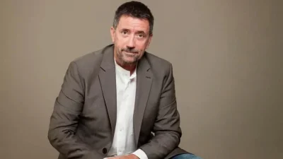 Πασίγνωστος Έλληνας ηθοποιός - Αυτός παίρνει τη θέση του Παπαδόπουλου και της εκπομπής "Στην υγειά μας"