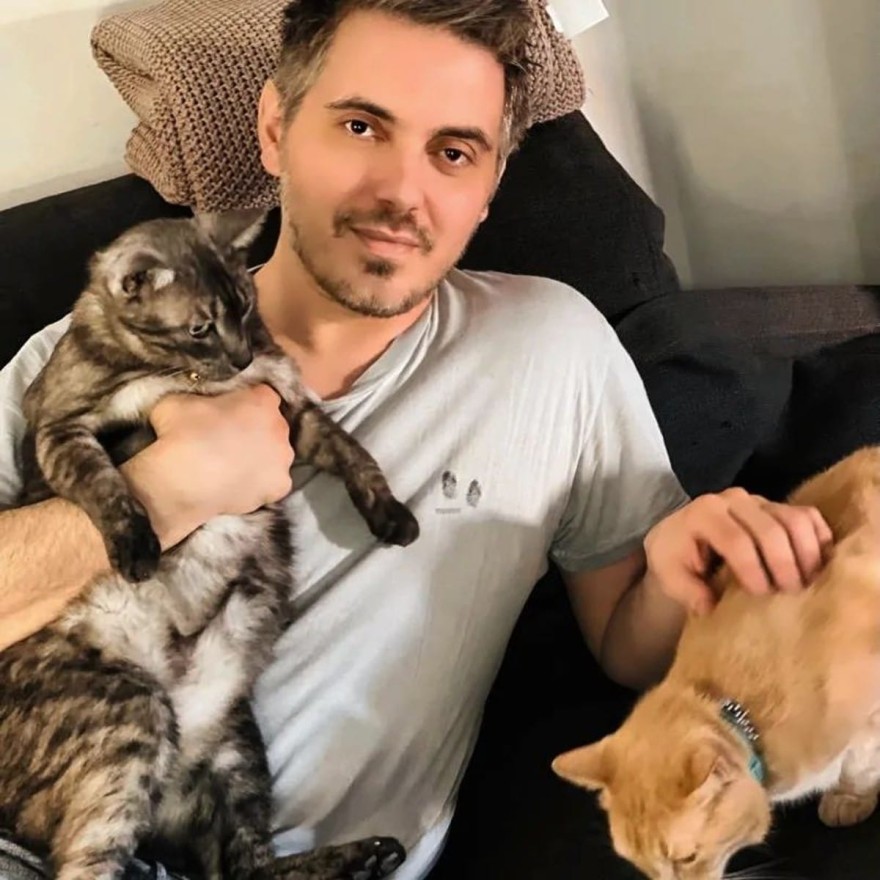 Μιχάλης Χατζηγιάννης σπίτι