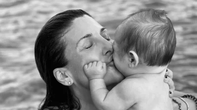 Ρούλα Σταματοπούλου: Έτσι αποκάλυψε τη νονά του παιδιού της η γνωστή make up artist