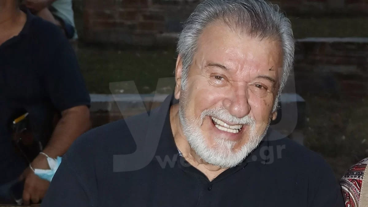 Ξανθιά και πολύ γοητευτική - Αυτή είναι η εδώ και 48 χρόνια σύζυγος του Τάσου Χαλκιά