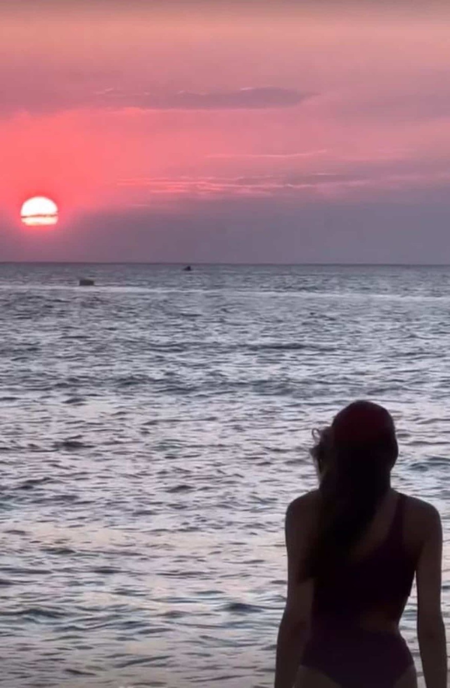 Ευρυδίκη Βαλαβάνη παραλία μαγιό