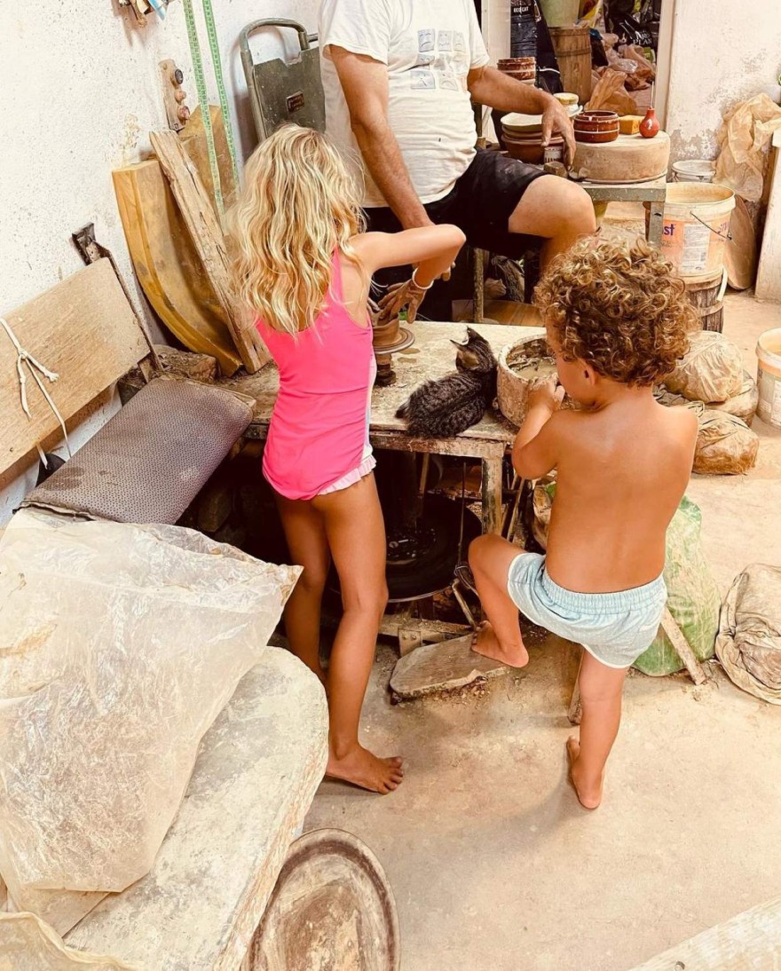 Βίκυ Καγιά - παιδιά