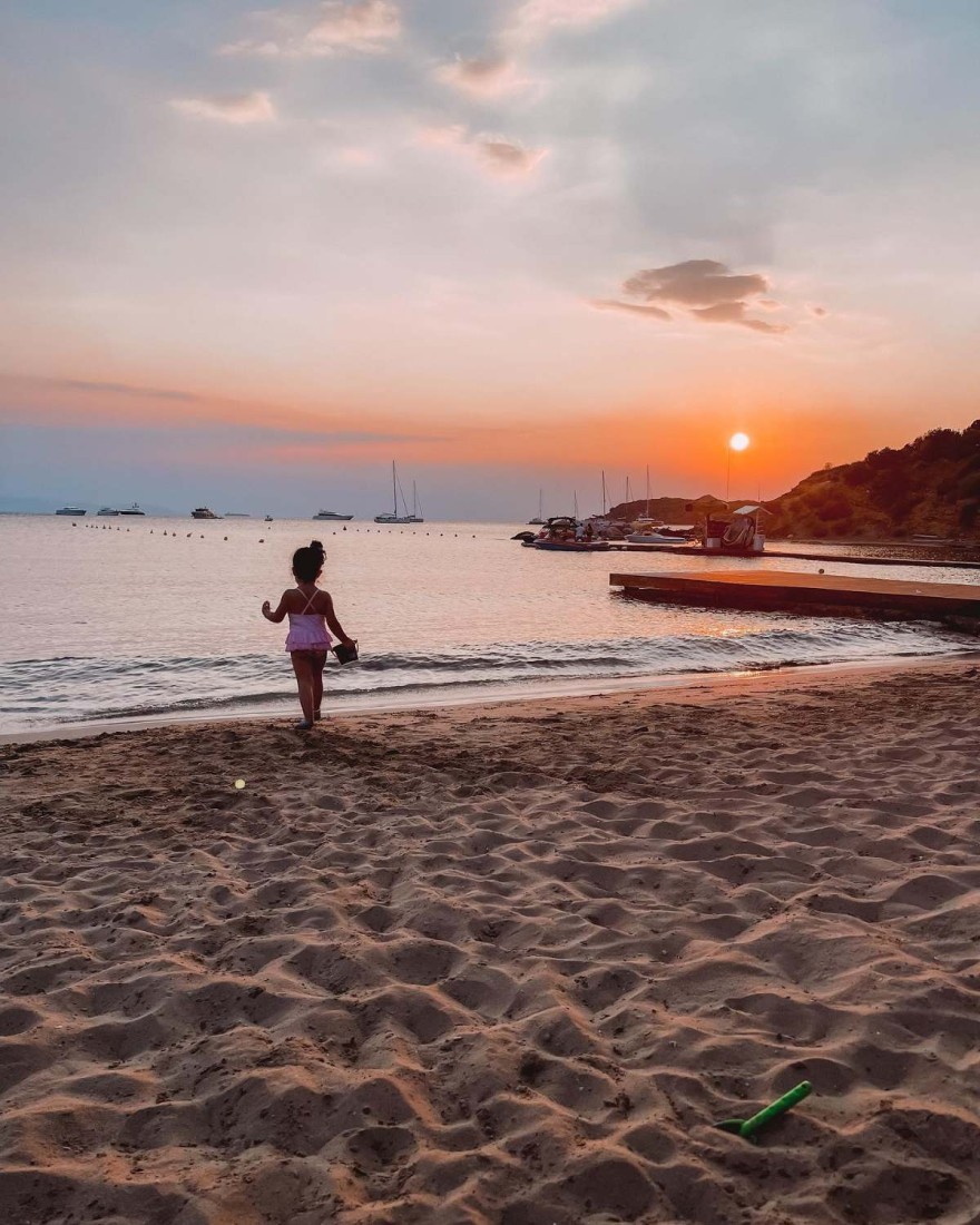 Κόρη - Χατζίδου