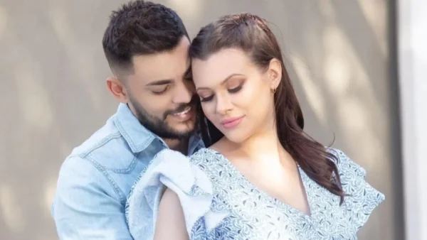 Αγκαλιά με τον νεογέννητο γιο του - "Λιώσαμε" με την νέα φωτογραφία του Χρήστου Σαντικάι