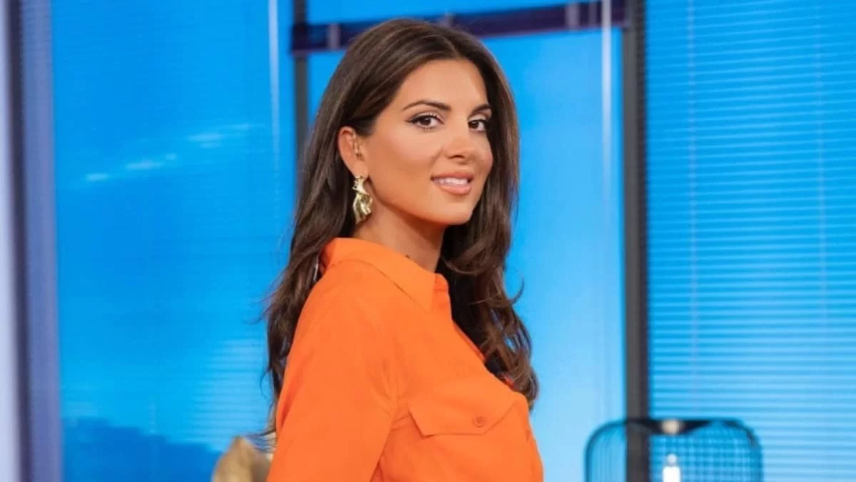 Η Σταματίνα Τσιμτσιλή δημοσίευσε σπάνια φωτογραφία με την μητέρα και την αδερφή της - Είναι ολόιδες