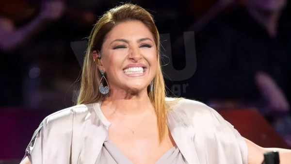 Επιτέλους το ανακοίνωσε - Ευχάριστα νέα για την Έλενα Παπαρίζου