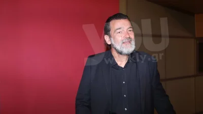 Η πρώτη δημόσια εμφάνιση του Κωνσταντίνου Καζάκου μετά τον θάνατο του πατέρα του, Κώστα