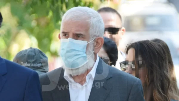 Πέτρος Φιλιππίδης: Έξαλλος ο ηθοποιός για μαρτυρία που τον "καίει" - Συνεχίζεται σήμερα (2/9) η δίκη