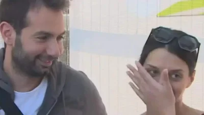 Με μαύρο φόρεμα έξω από μαιευτήριο: Βούρκωσε μπροστά στις κάμερες για την νεογέννητη κόρη της η Άννα Μπεζάν