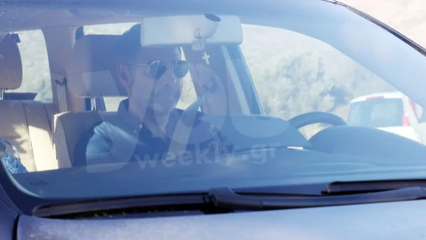 Θοδωρής Αθερίδης: Άφησε την Καρύδη και πήγε στο γάμο της κόρης του με την πρώην σύζυγό του