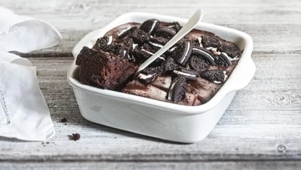 Ότι πρέπει για τις βραδινές λιγούρες - Τα μπράουνις του αρχάριου από την Αργυρώ Μπαρμπαρίγου