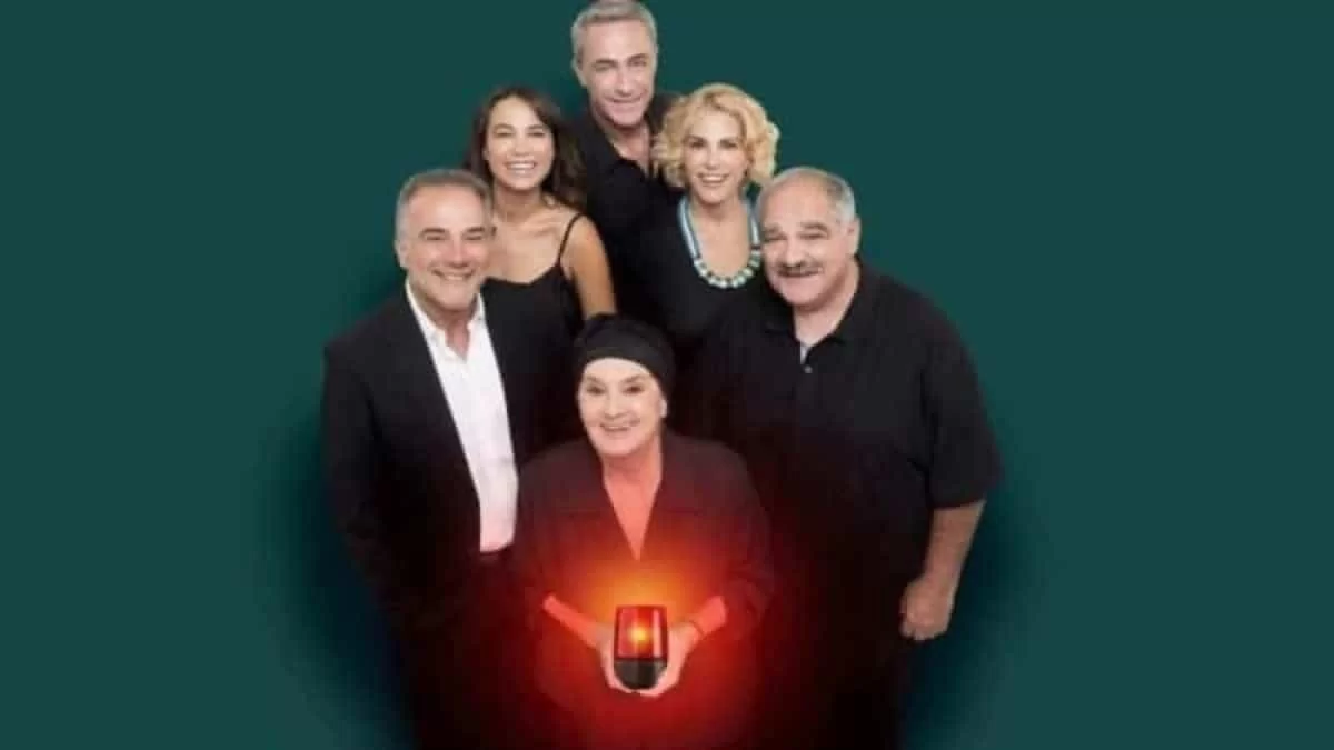 «Χαιρέτα μου τον πλάτανο»: Ο Πέτρος βρίσκει τη Σύλβια με τον Σώτο στο κρεβάτι - Oι εξελίξεις της εβδομάδας φέρνουν τα πάνω κάτω